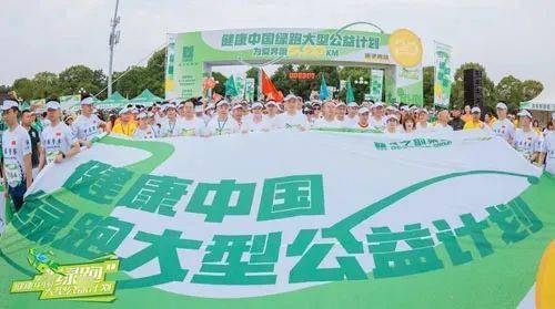 奥运举重冠军王一博简介_举重奥运冠军王_奥运举重冠军男
